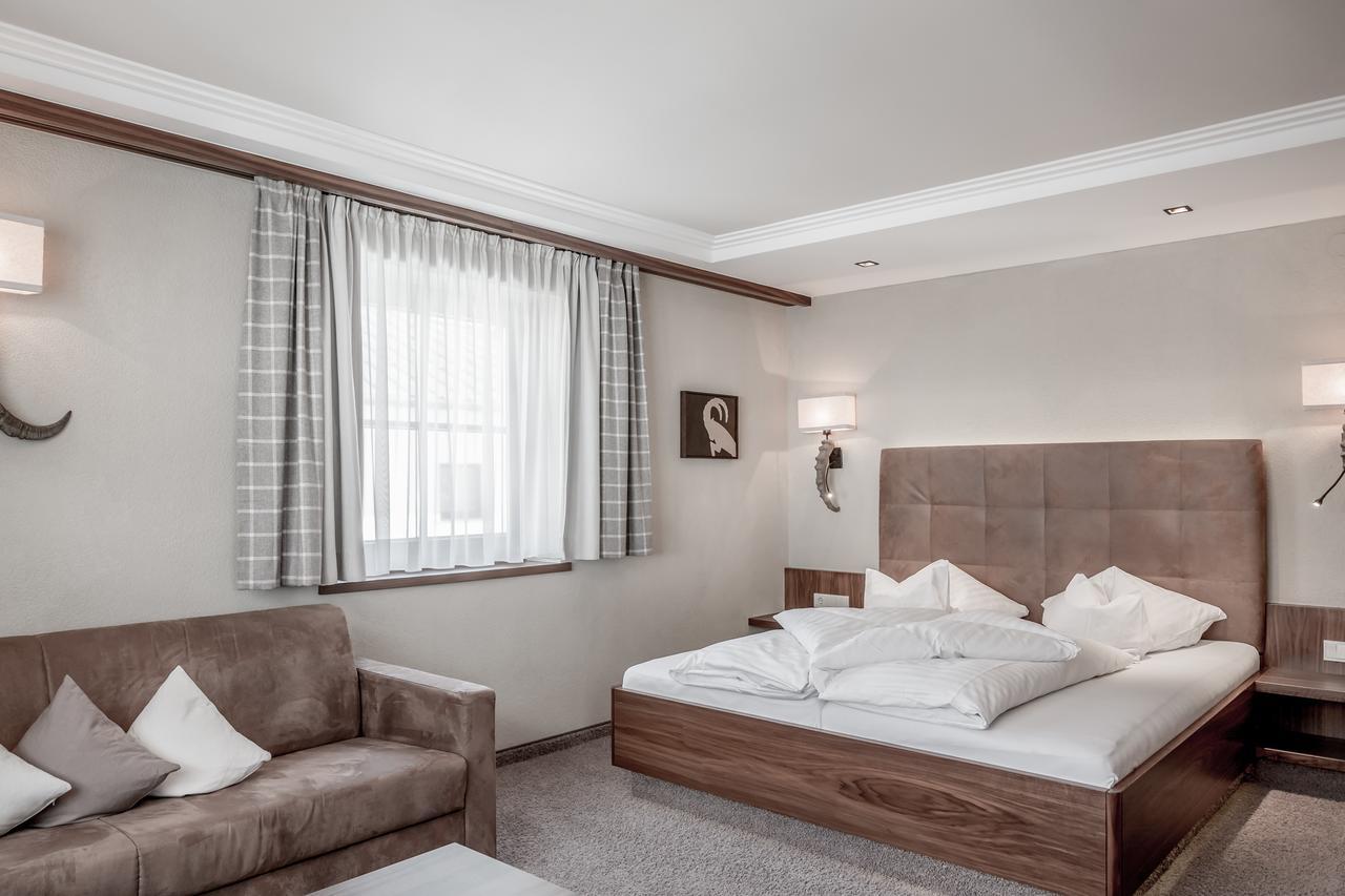 Hotel Garni Caroline Ischgl Exterior foto